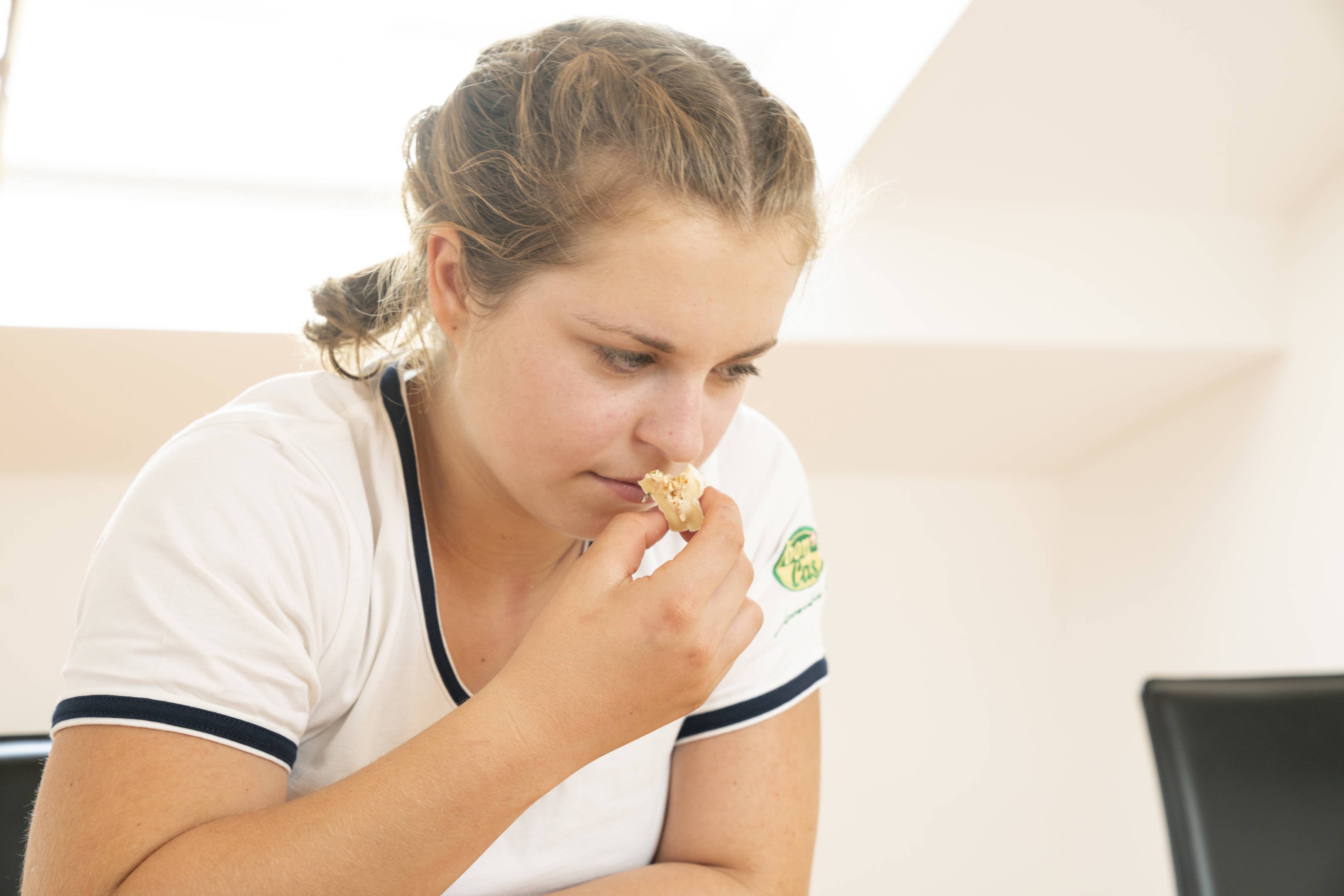 Ein Bild mit mehreren Jugendlichen als Symbol für junge Menschen die eine Schnupperlehre als Milchtechnologin machen wollen